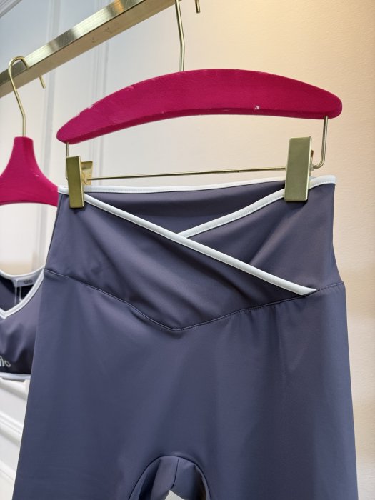 Костюм спортивний жіночий фото 7