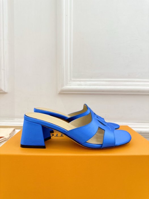 Босоножки фото 2