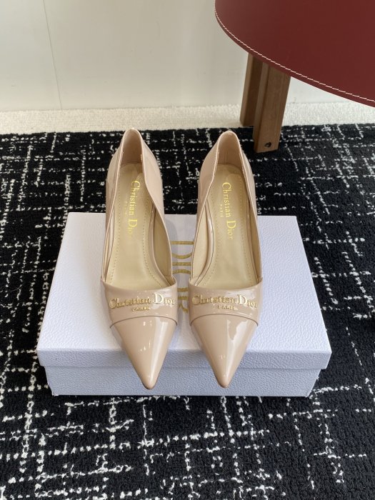 Туфлі жіночі