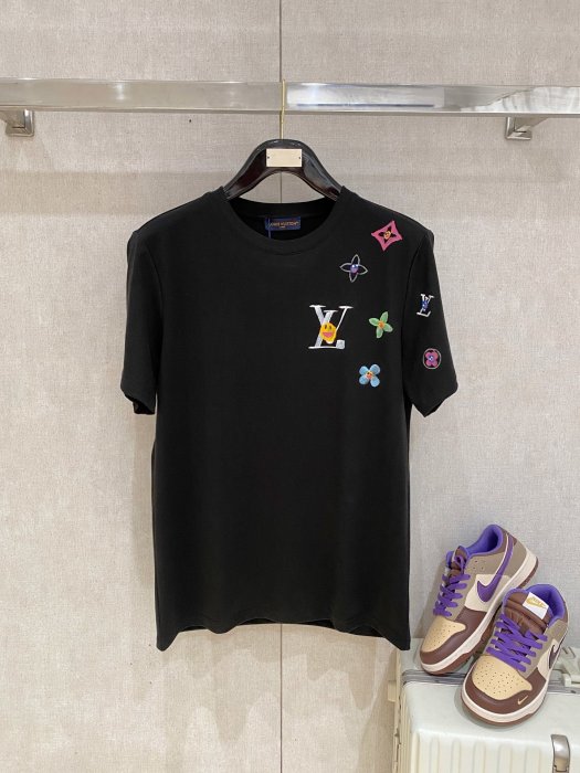 Футболка чоловіча