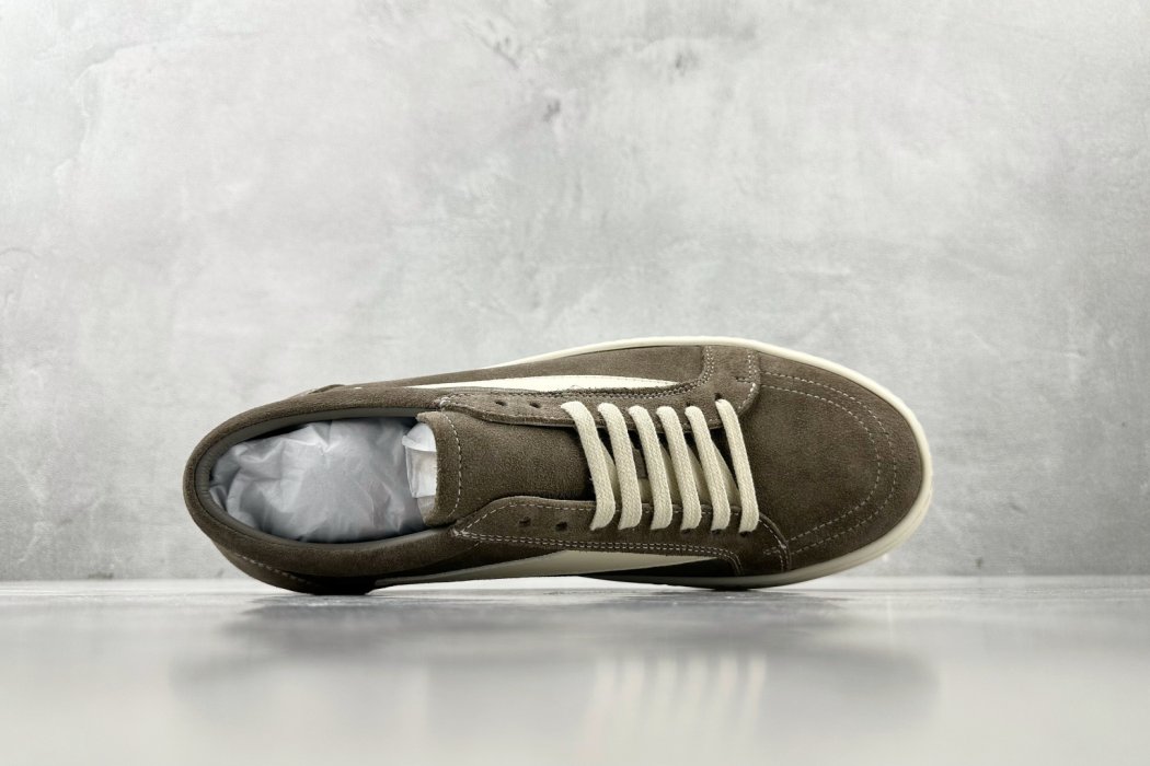 Кроссовки фото 3