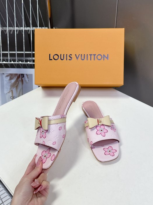 Шлепанцы фото 4