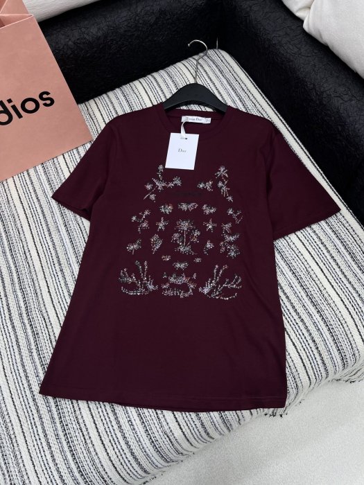 T-shirt women's