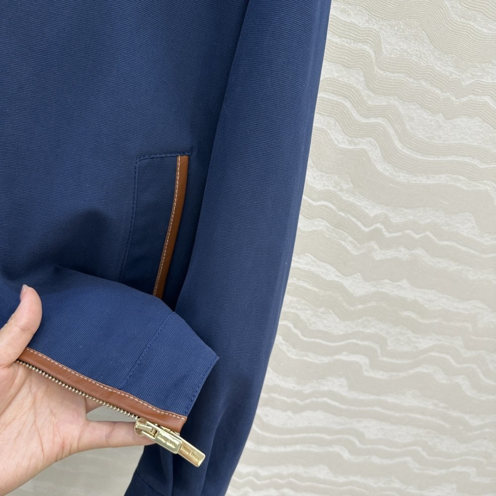 Куртка шкіряна жіноча фото 8