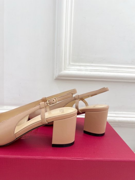 Босоножки фото 7