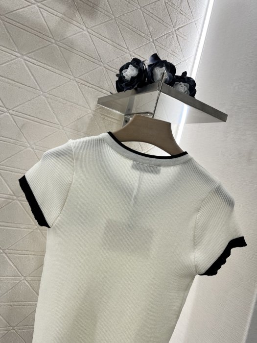 Футболка женская фото 4