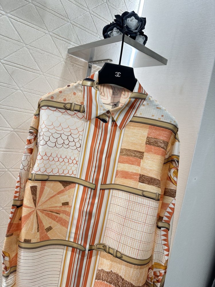 Рубашка женская фото 3