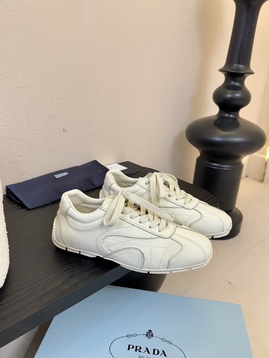 Кроссовки фото 2