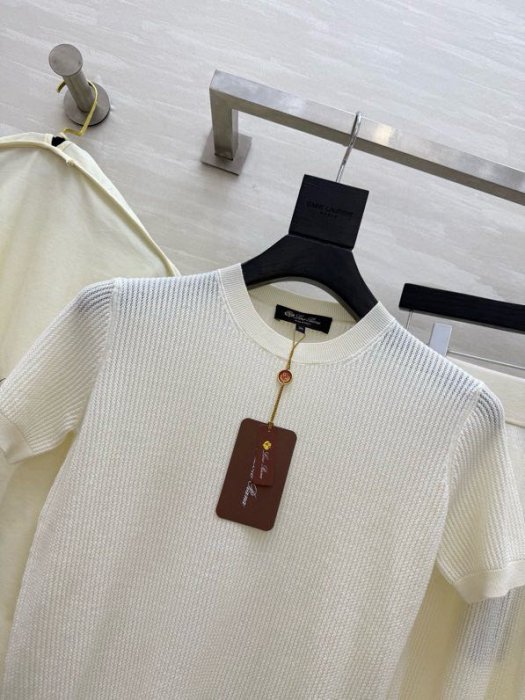 Костюм женский фото 7