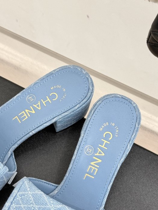 Босоножки фото 8