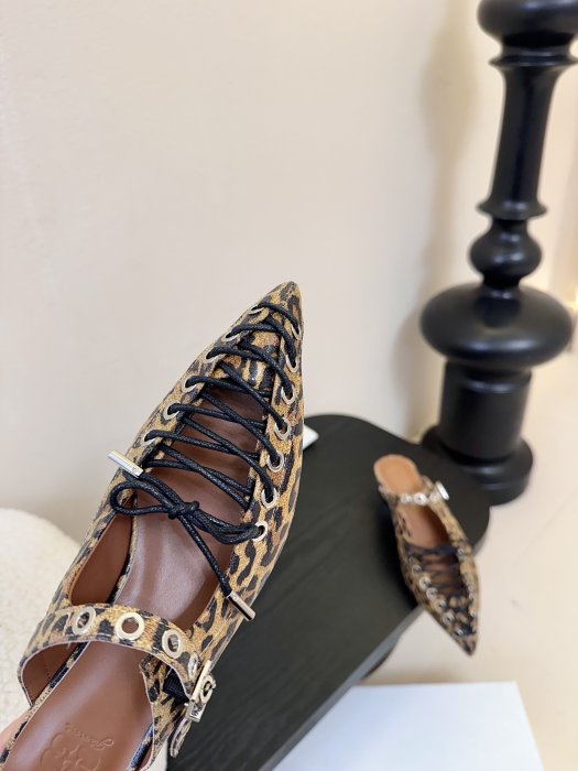 Босоніжки фото 6