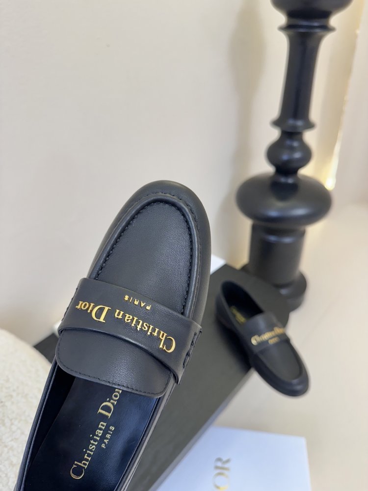 Лоферы женские фото 6