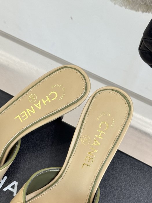 Босоножки фото 8