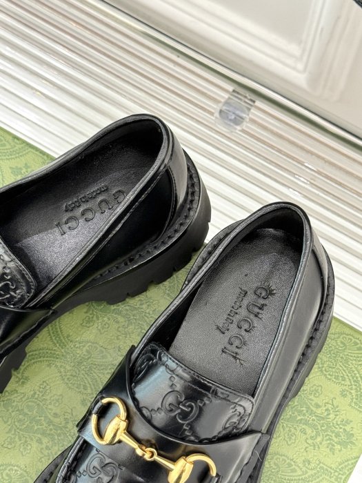 Туфли женские фото 8