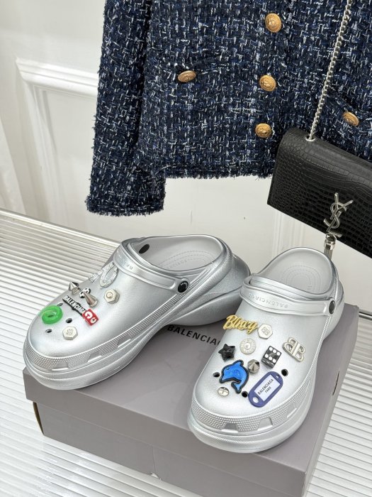 Кроксы Balenciaga X Crocs фото 2