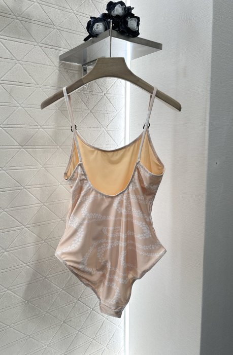 Swimsuit фото 2
