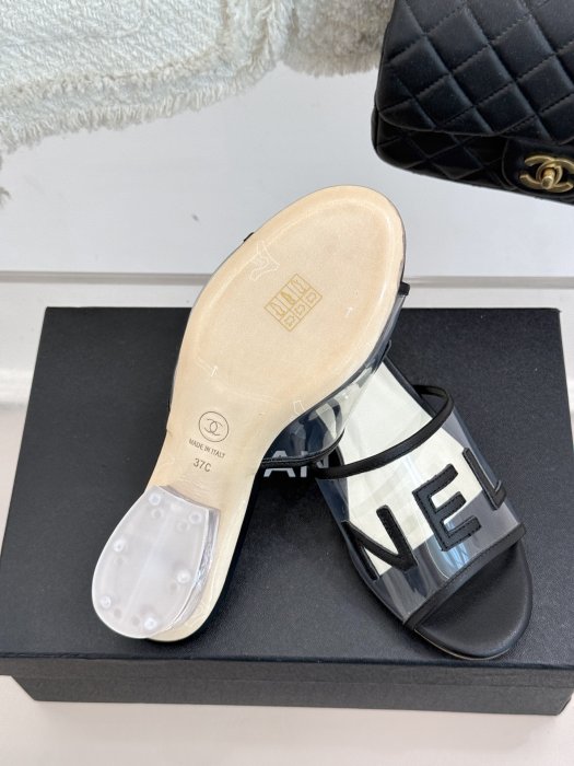 Босоножки фото 9