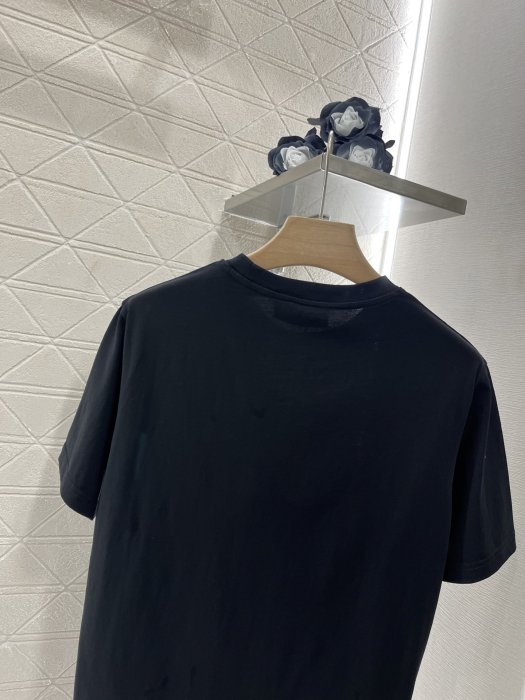 Футболка женская фото 4