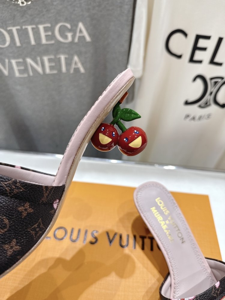 Босоніжки фото 7