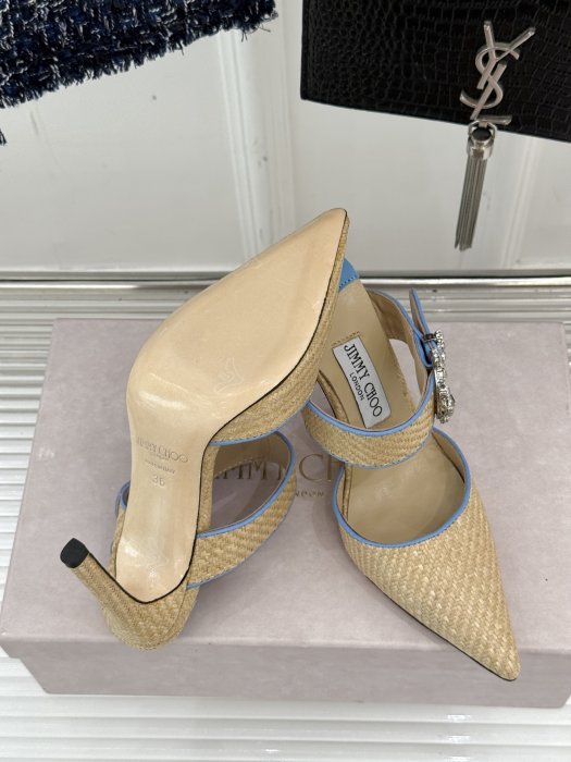 Босоножки фото 9