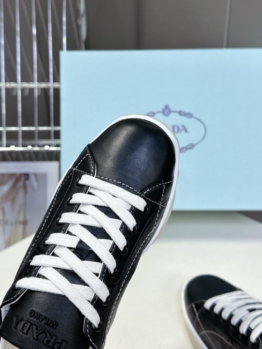 Кроссовки фото 7