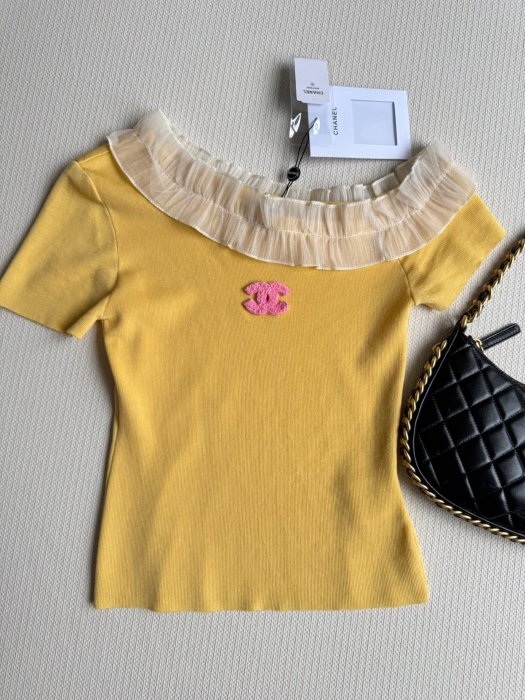 Футболка женская