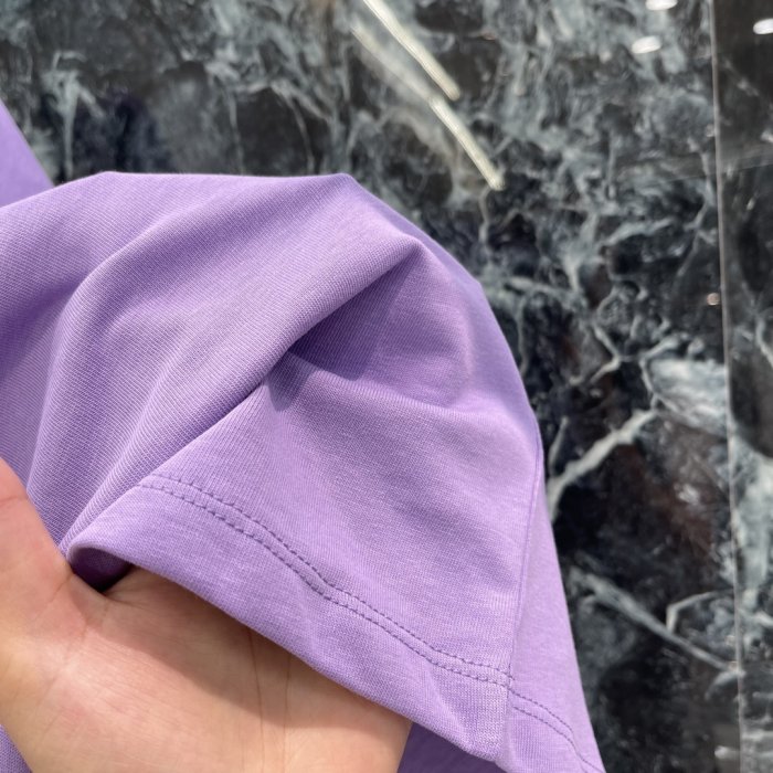 Футболка жіноча фото 6