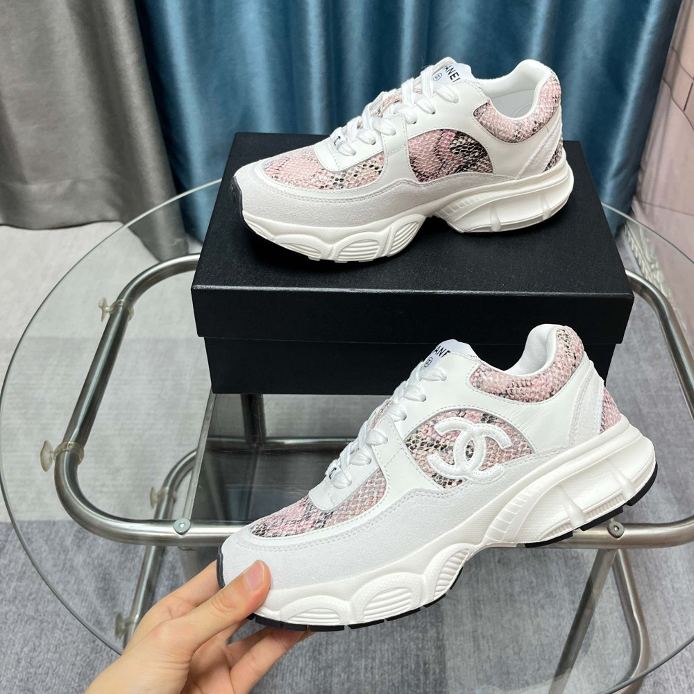 Кроссовки женские фото 5