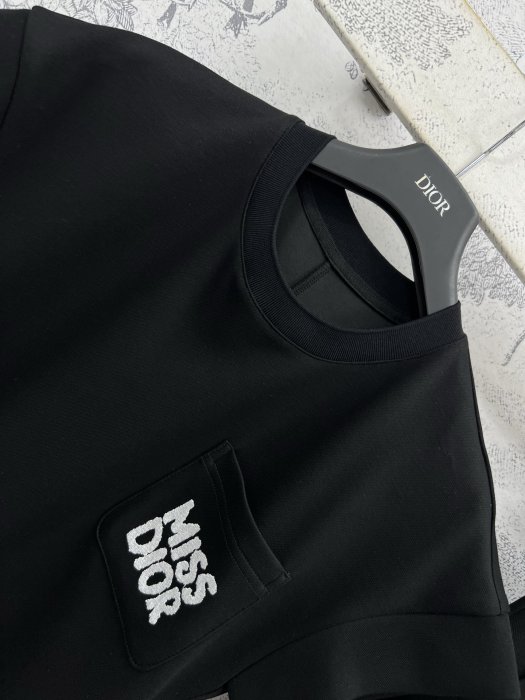 Costume female фото 2