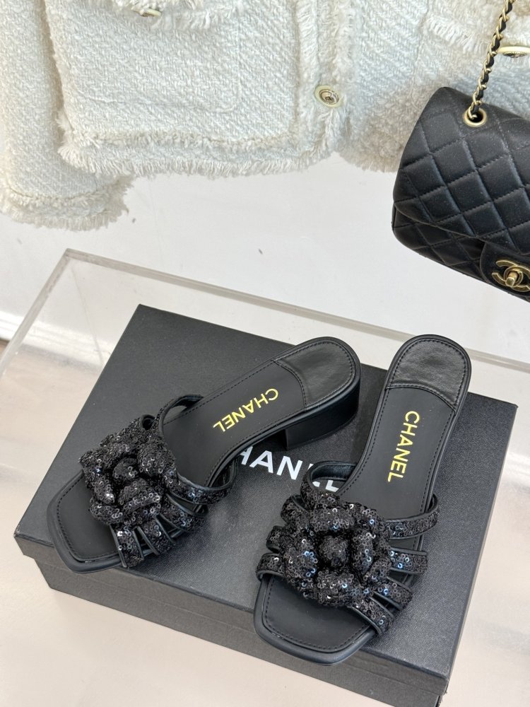 Босоножки фото 2