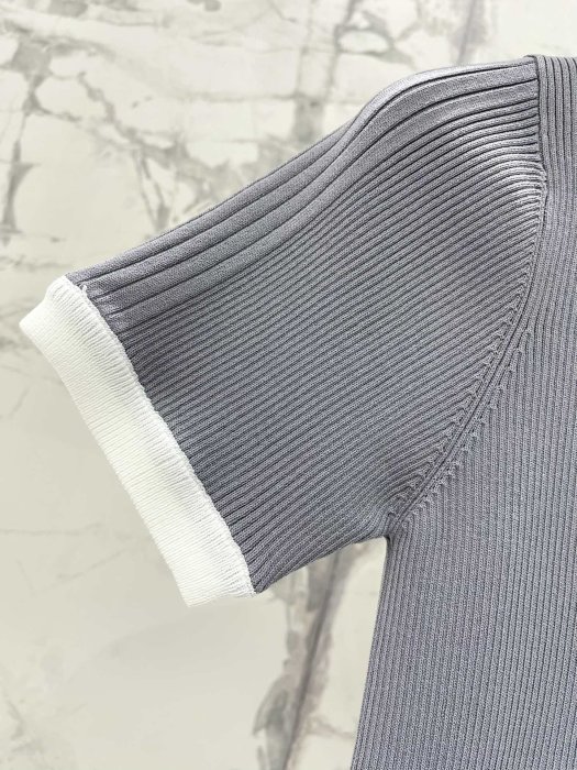 Футболка женская фото 5