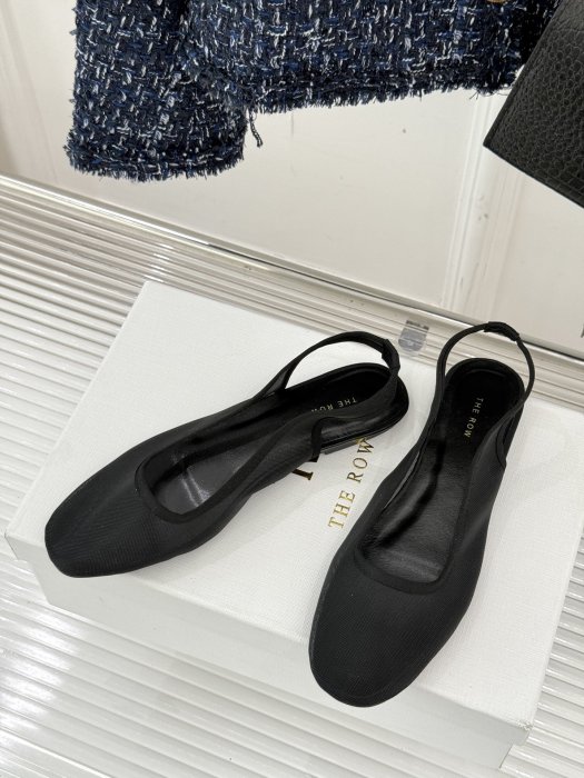 Босоніжки фото 2