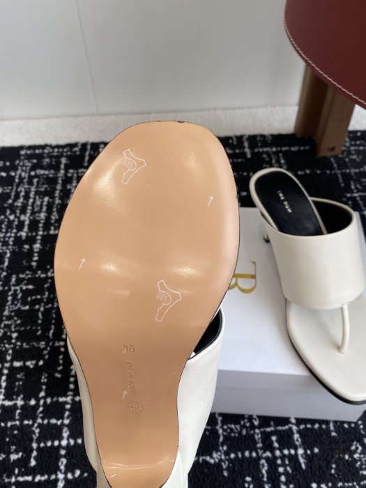 Босоніжки фото 9