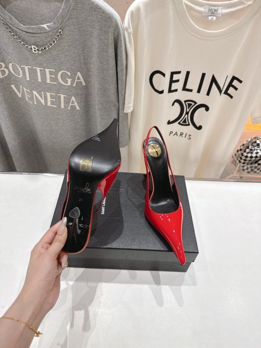 Босоножки фото 9