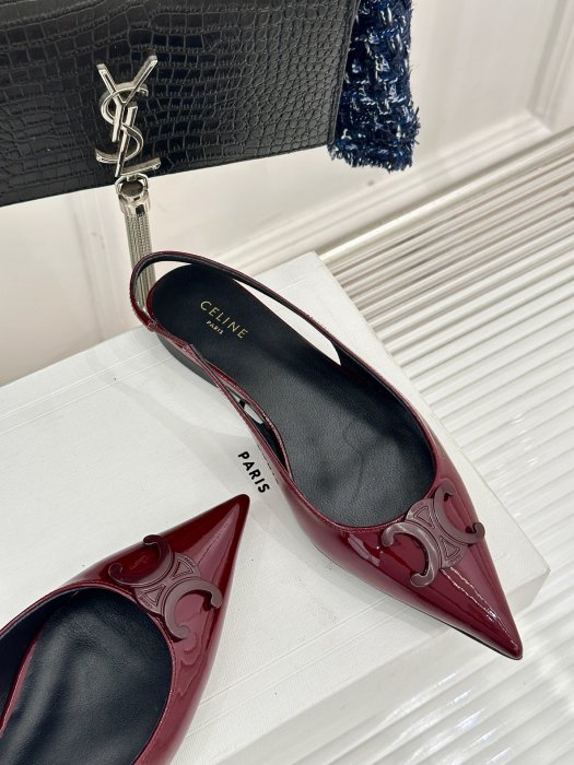 Босоножки фото 5