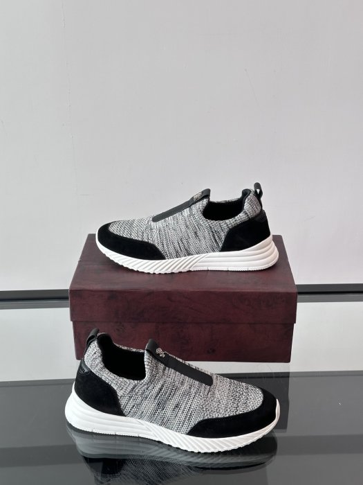 Кроссовки фото 4