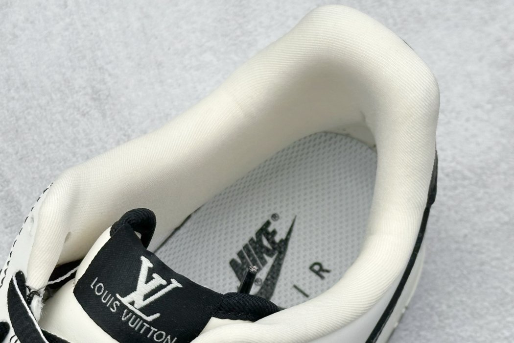 Кроссовки Nike Air Force 1 07 Low LV фото 8