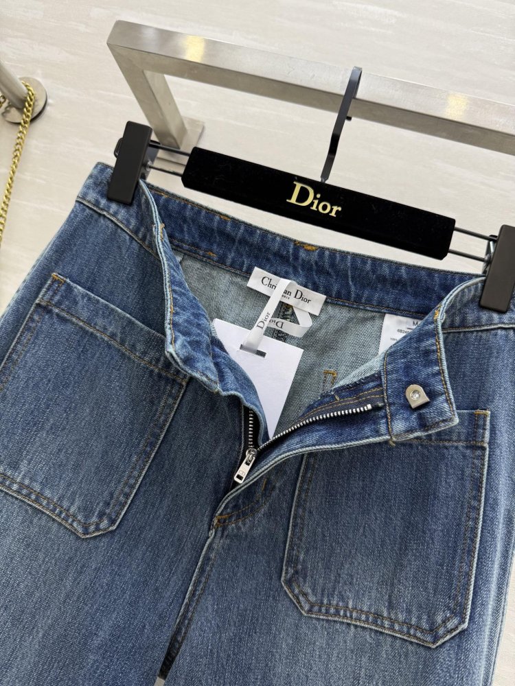 Джинсы женские фото 6