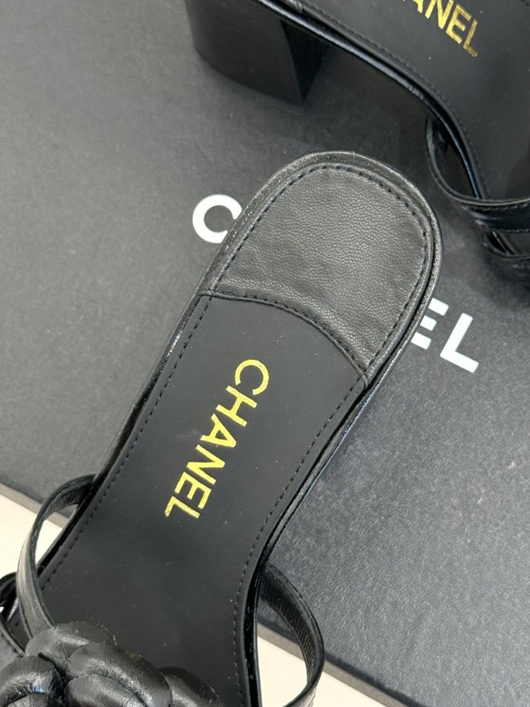 Босоніжки фото 8