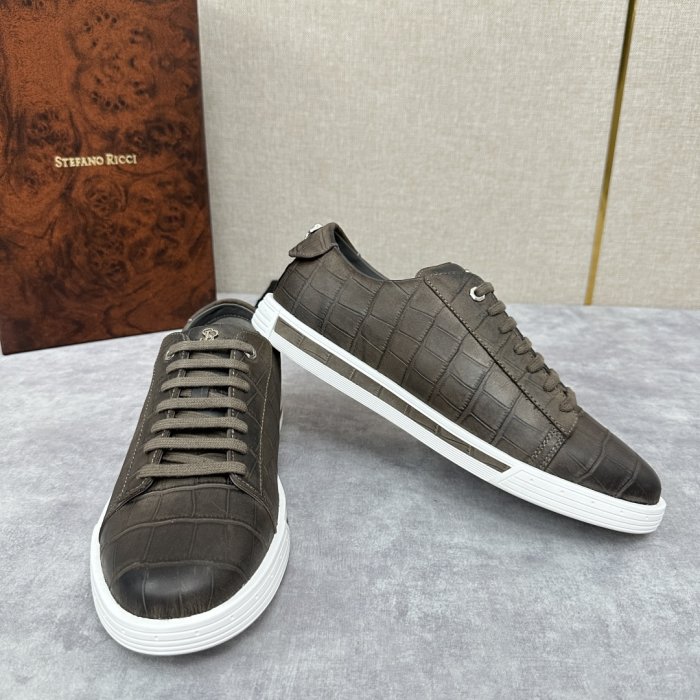 Кросівки фото 7