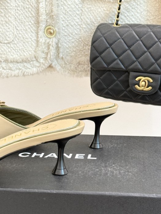 Босоножки фото 6