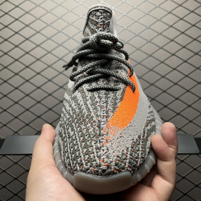 Кроссовки Yeezy Boost 350V2 фото 9