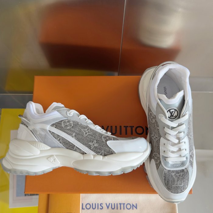 Sneakers фото 2