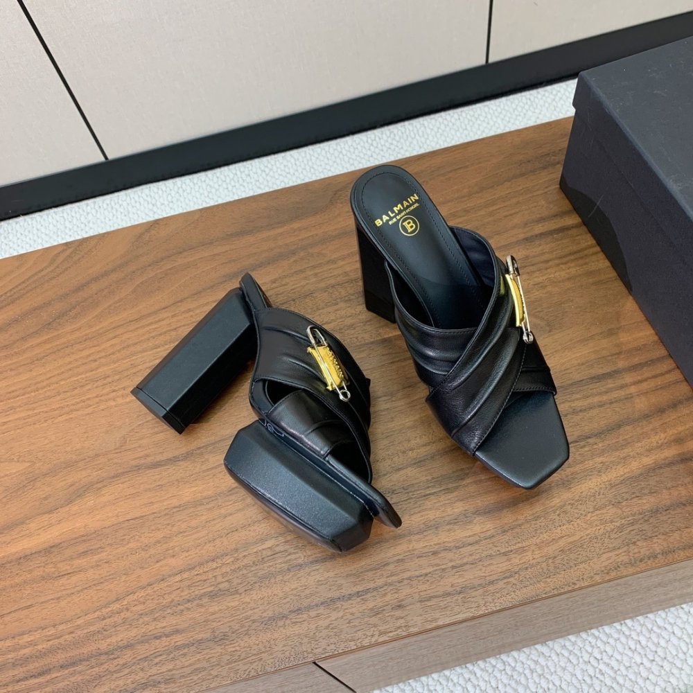 Босоніжки фото 2