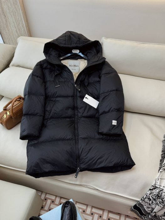 A long female Down jacket фото 3