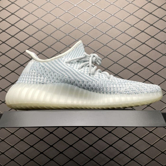 Кроссовки Yeezy Boost 350V2 фото 3