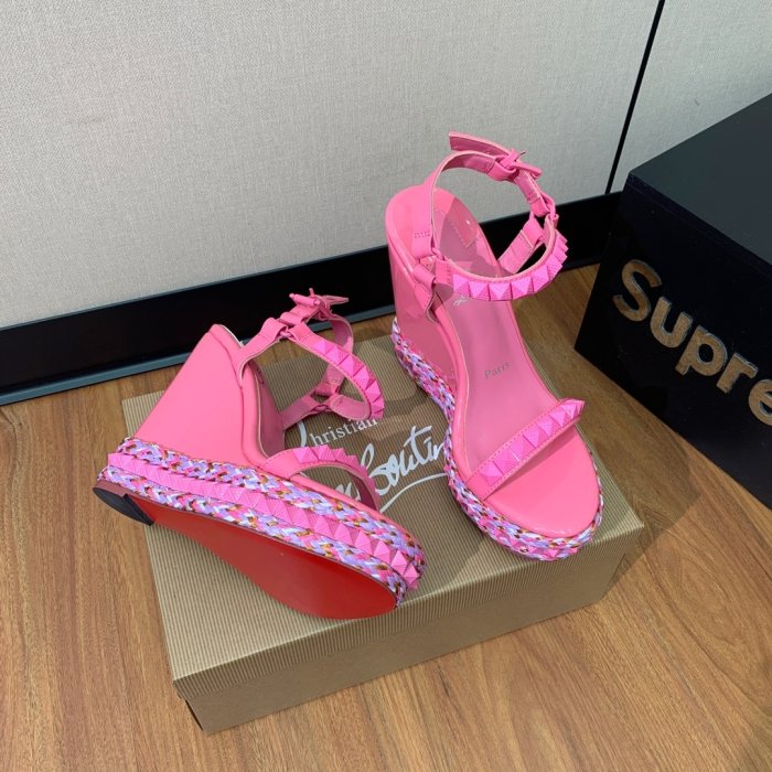 Босоножки фото 3