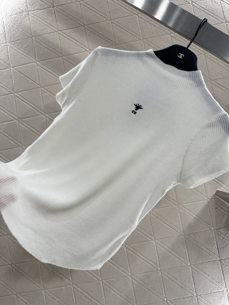 Футболка женская фото 6