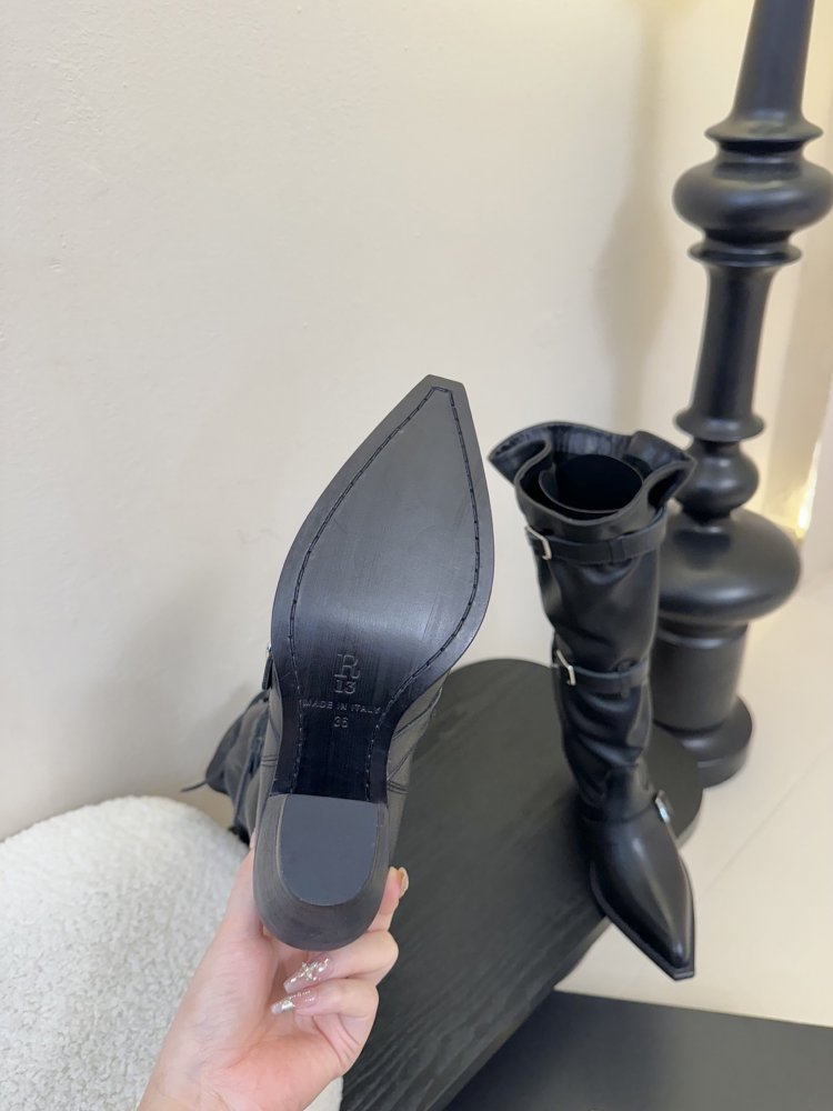 Сапоги женские фото 9