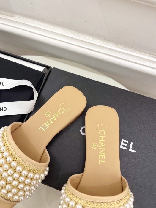 Шлепанцы фото 6